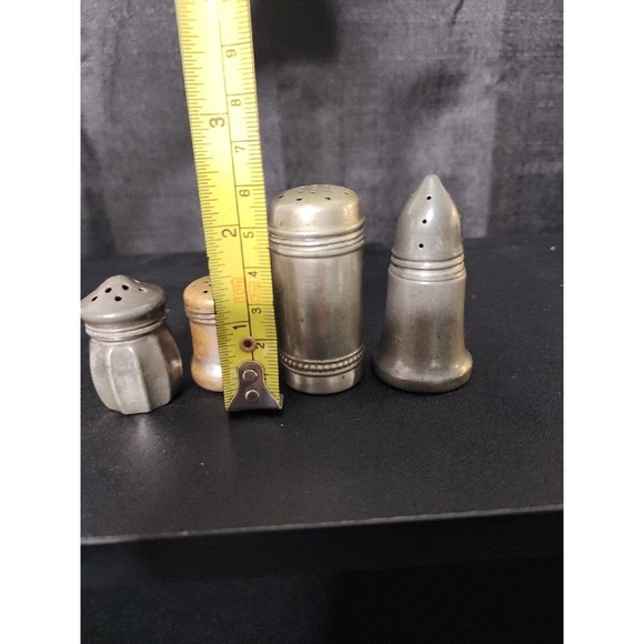 VTG Lot of 4 Mixed Pewter and WM Rogers Silverplated Salt and Pepper Shakers - Picture 4 of 5
